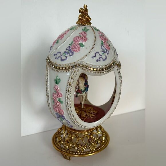 Vintage Franklin Mint House of Faberge Egg Carousel Horse Gold Plated Swarovski - Picture 3 of 10